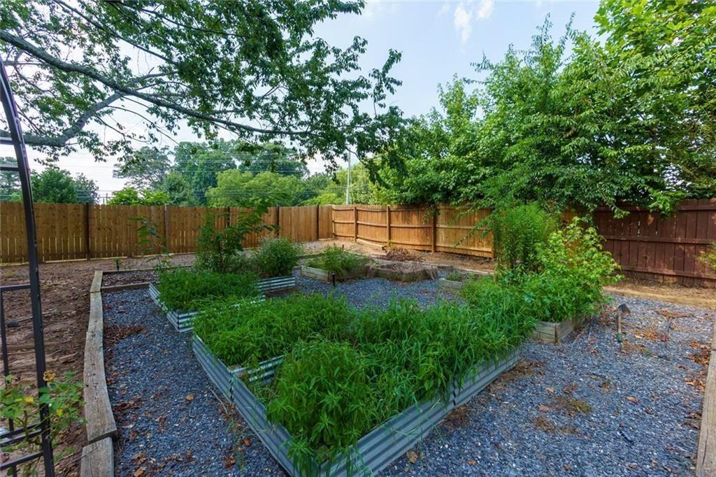 Glen Brooke - Residential