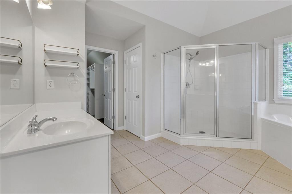 Glen Brooke - Residential