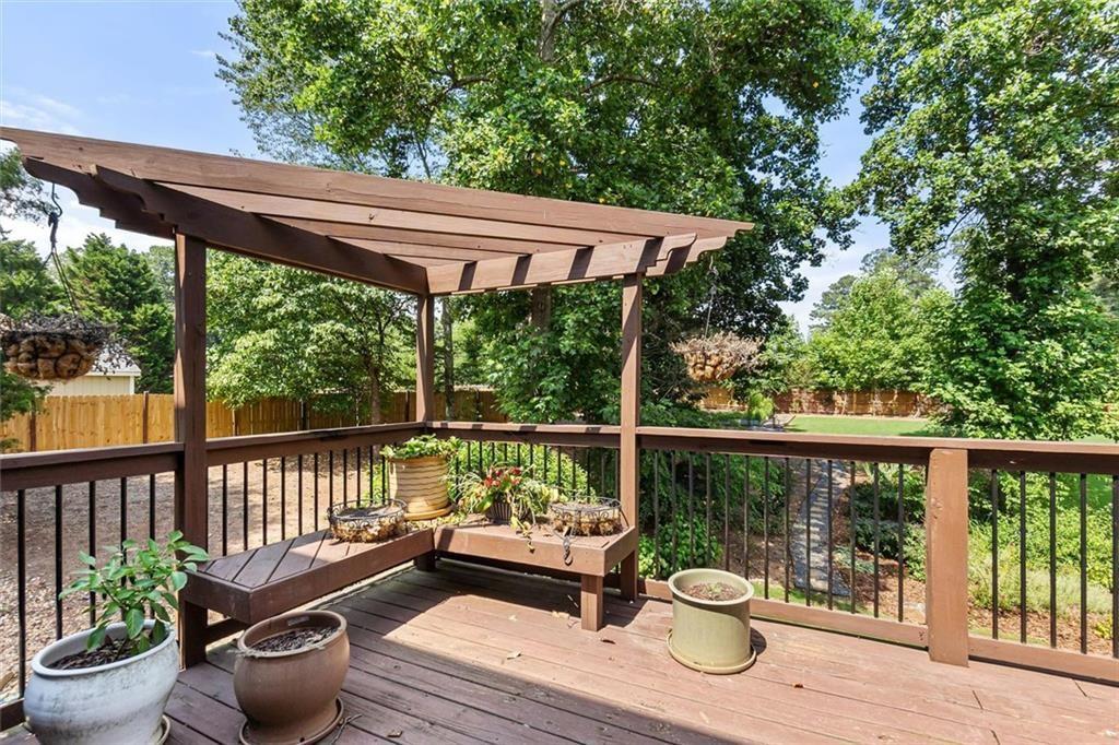 Glen Brooke - Residential