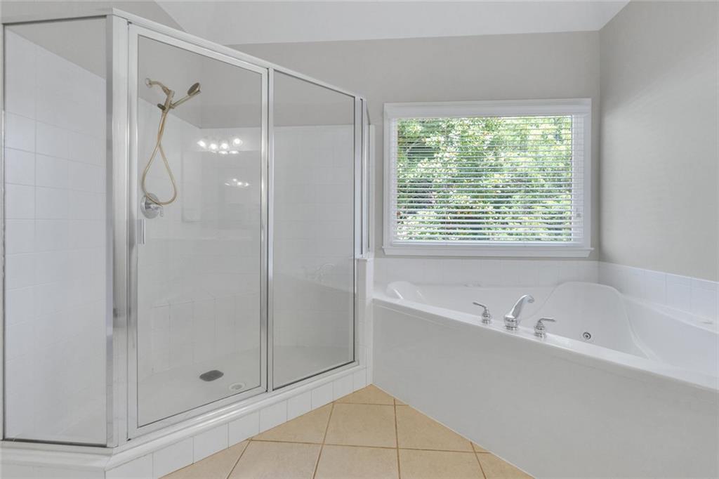 Glen Brooke - Residential