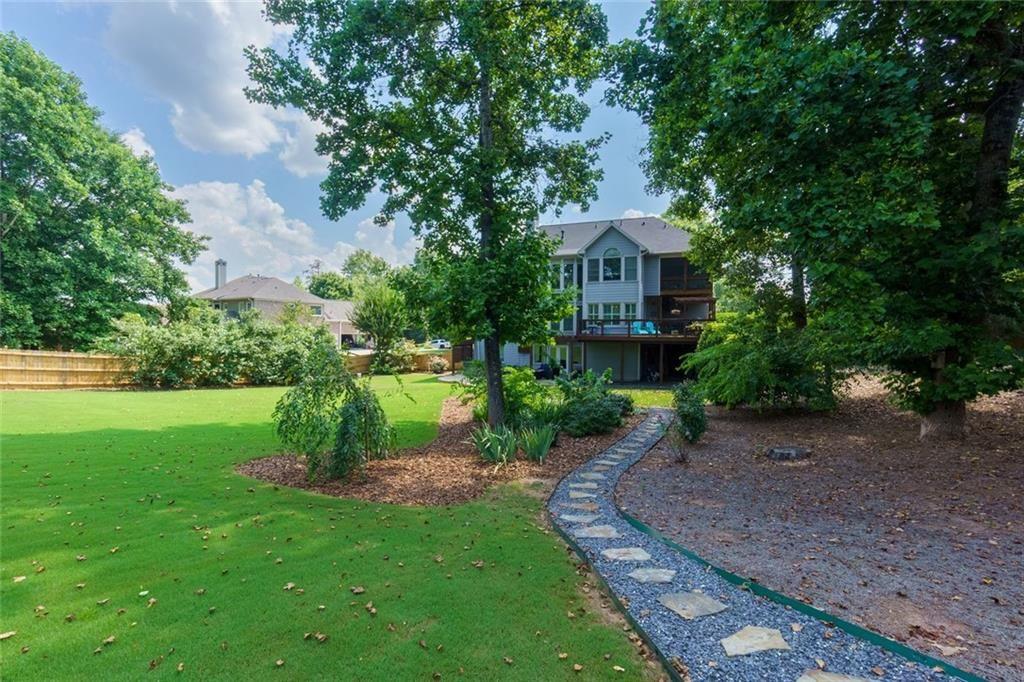 Glen Brooke - Residential