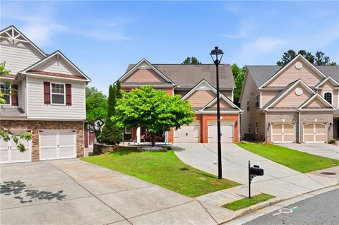 Homes For Rent - 2731 Amalfi Way<br/> Lawrenceville, GA 30044