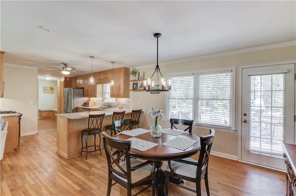4048 Suzanne Lane, Duluth, Georgia image 9