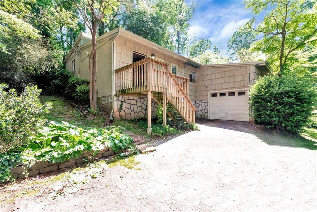 3557 Meadow Lane