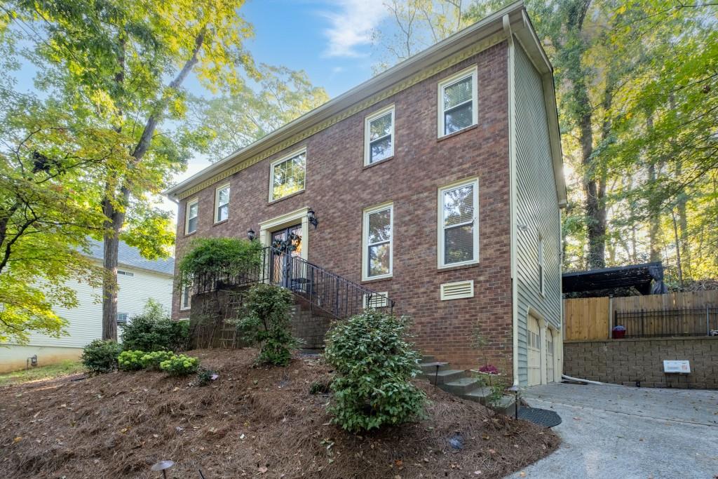 Lansdowne - Residential