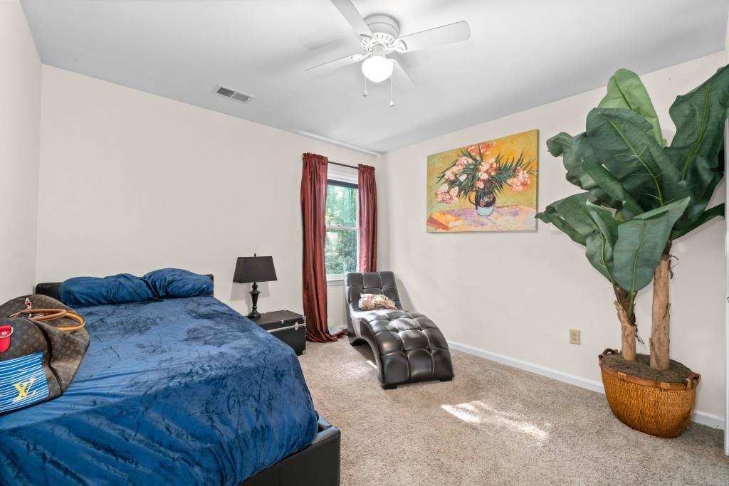 Lansdowne - Residential
