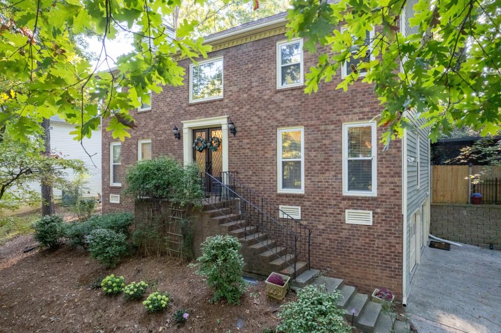 Lansdowne - Residential