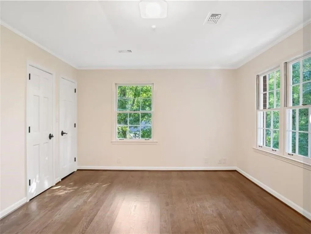 Sandy Springs, Georgia 30350, United States, 4 Bedrooms Bedrooms, ,4 BathroomsBathrooms,Residential,Active,159009