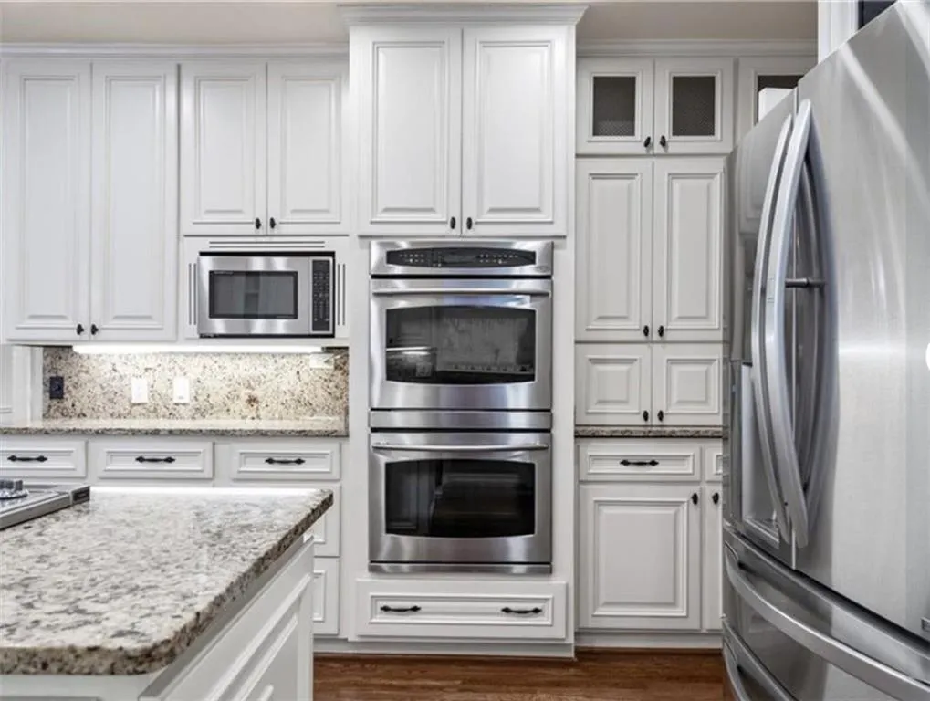 Sandy Springs, Georgia 30350, United States, 4 Bedrooms Bedrooms, ,4 BathroomsBathrooms,Residential,Active,159009