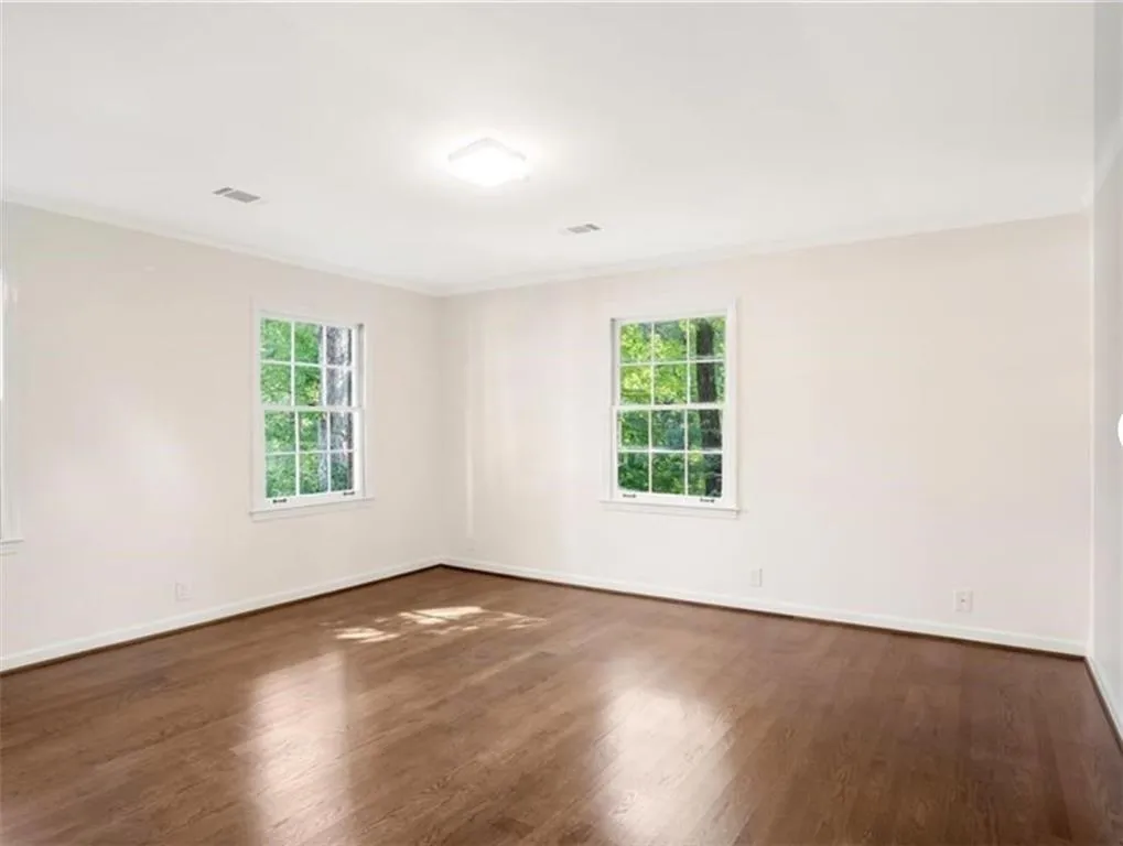 Sandy Springs, Georgia 30350, United States, 4 Bedrooms Bedrooms, ,4 BathroomsBathrooms,Residential,Active,159009