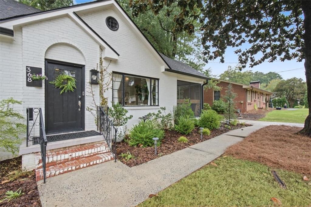 368 Seminole Drive NE