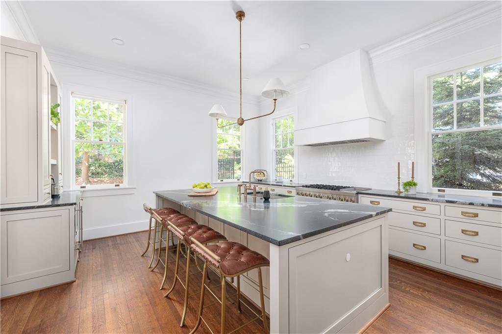 1308 Fairview Road, Atlanta, Georgia image 11