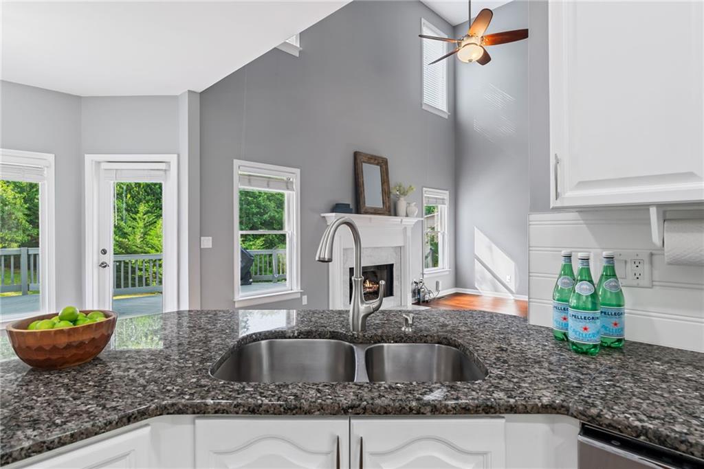 455 Firelite Lane, Suwanee, Georgia image 15