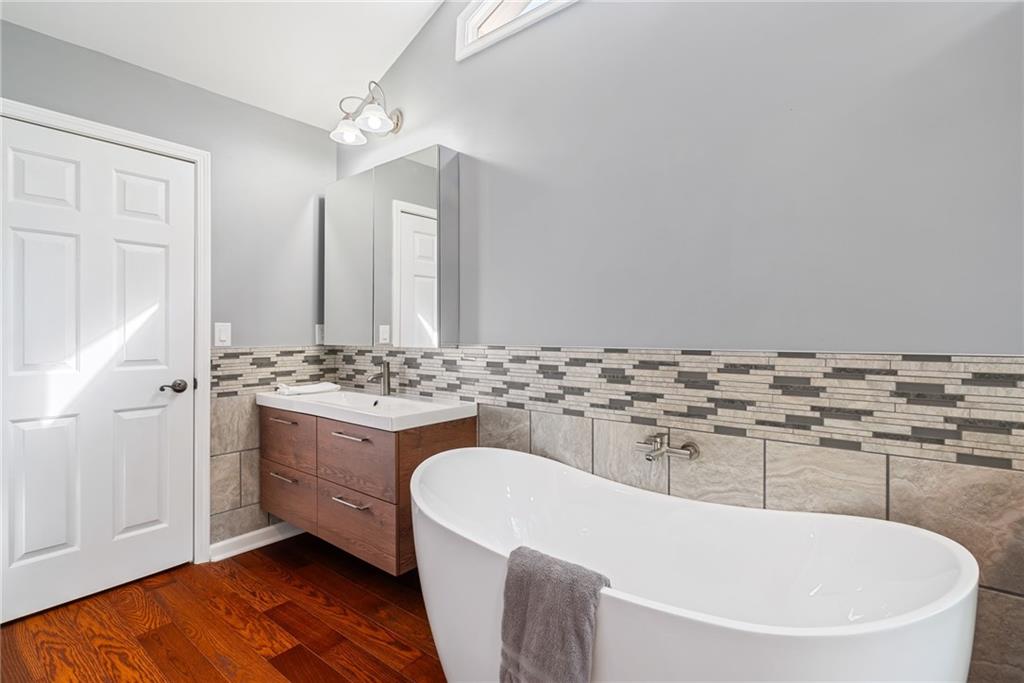 455 Firelite Lane, Suwanee, Georgia image 44