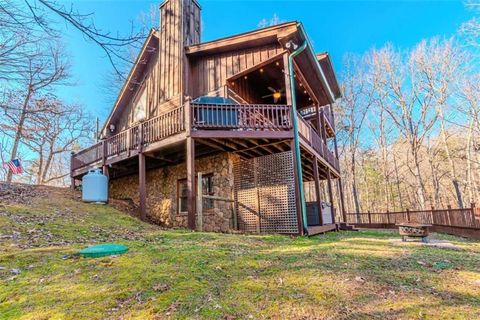 A home in Mineral Bluff