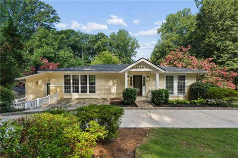 Homes For Sale - 1055 Lee Circle<br/> Atlanta, GA 30324
