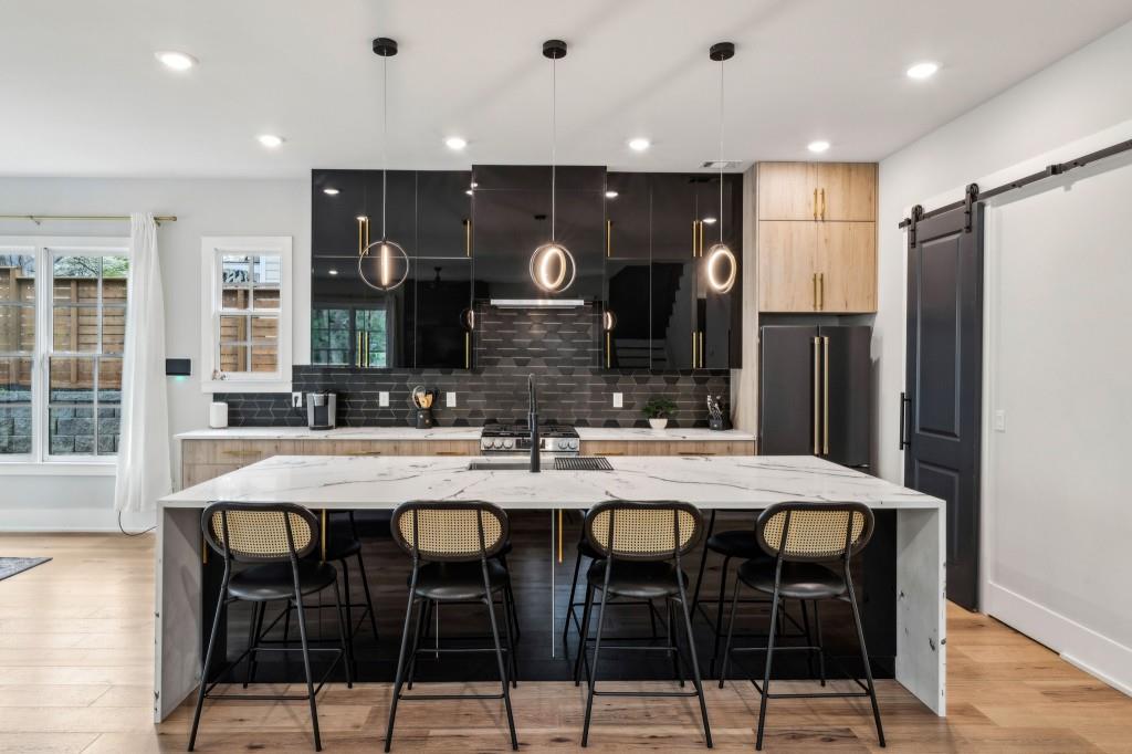 1010 Violet St #A, Atlanta, Georgia image 3
