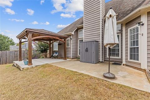 A home in Mcdonough