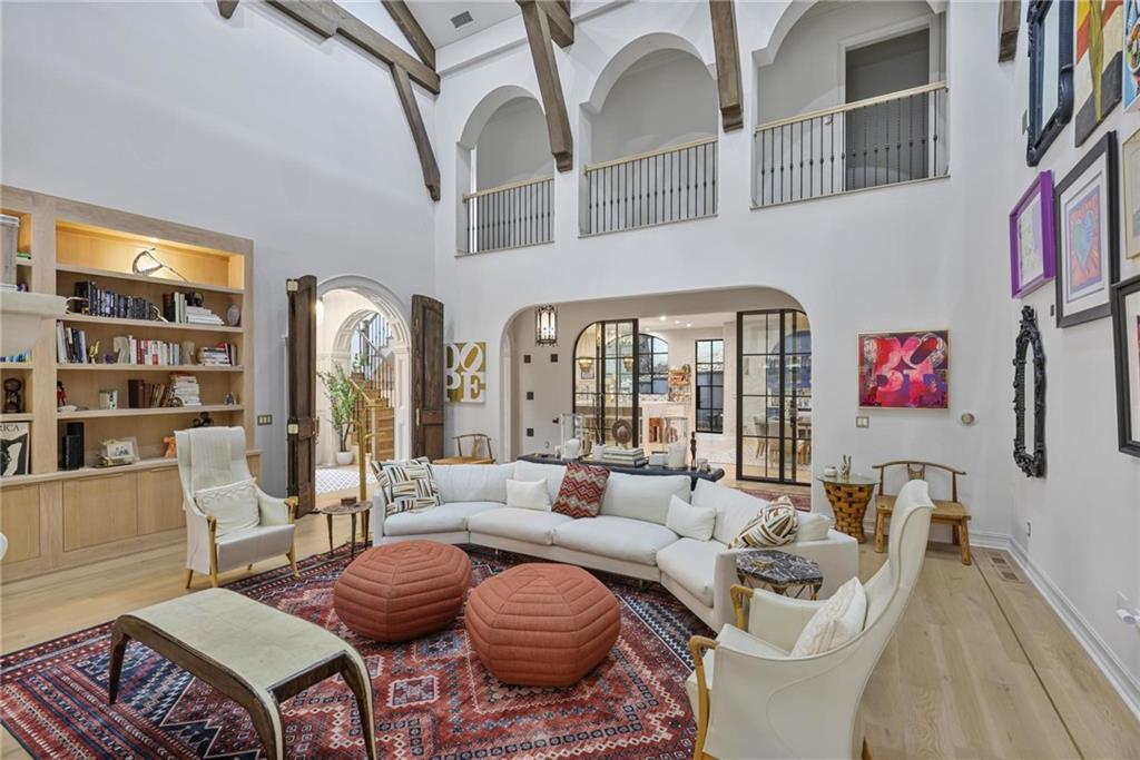 3879 Peachtree Dunwoody Road NE