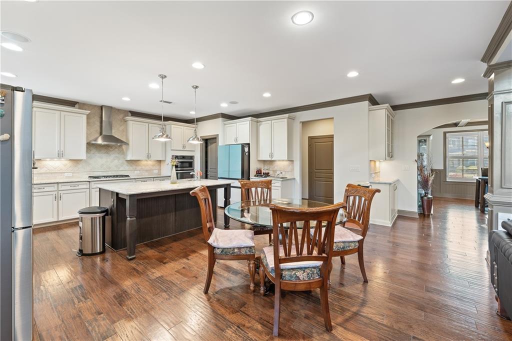 4241 Woodward Walk Ln Ln, Suwanee, Georgia image 13
