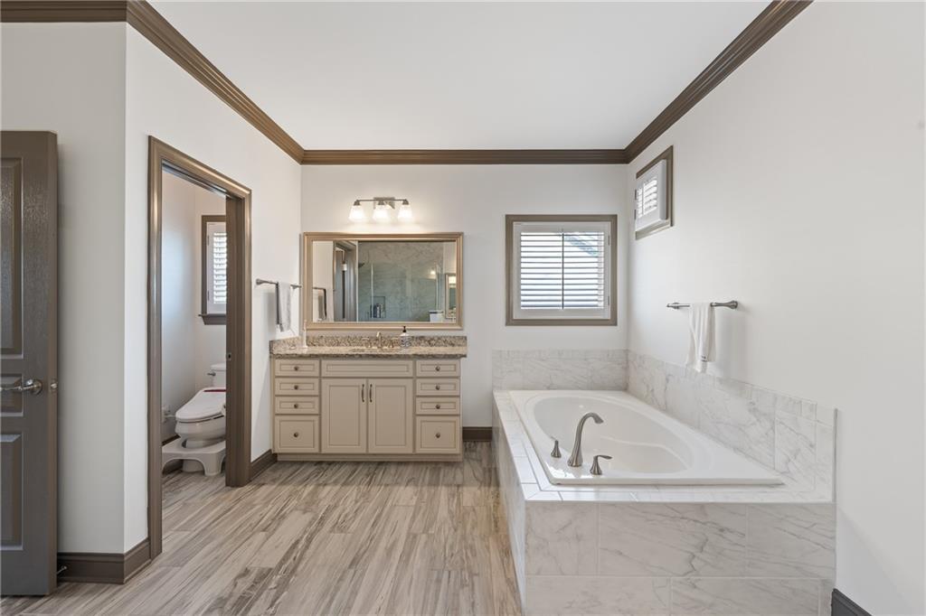 4241 Woodward Walk Ln Ln, Suwanee, Georgia image 32