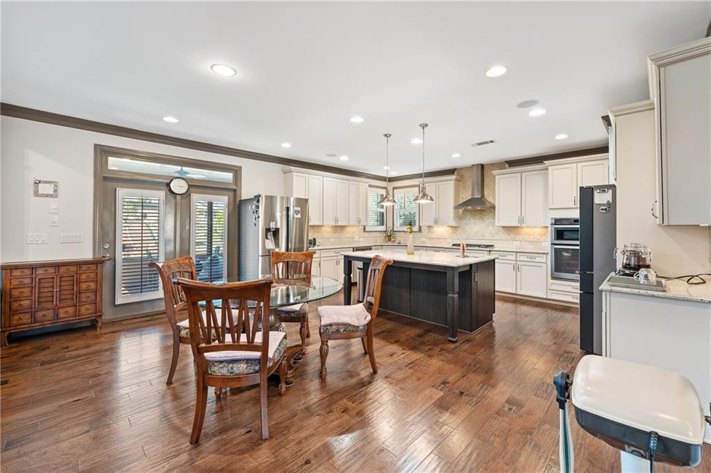 4241 Woodward Walk Ln Ln, Suwanee, Georgia image 12