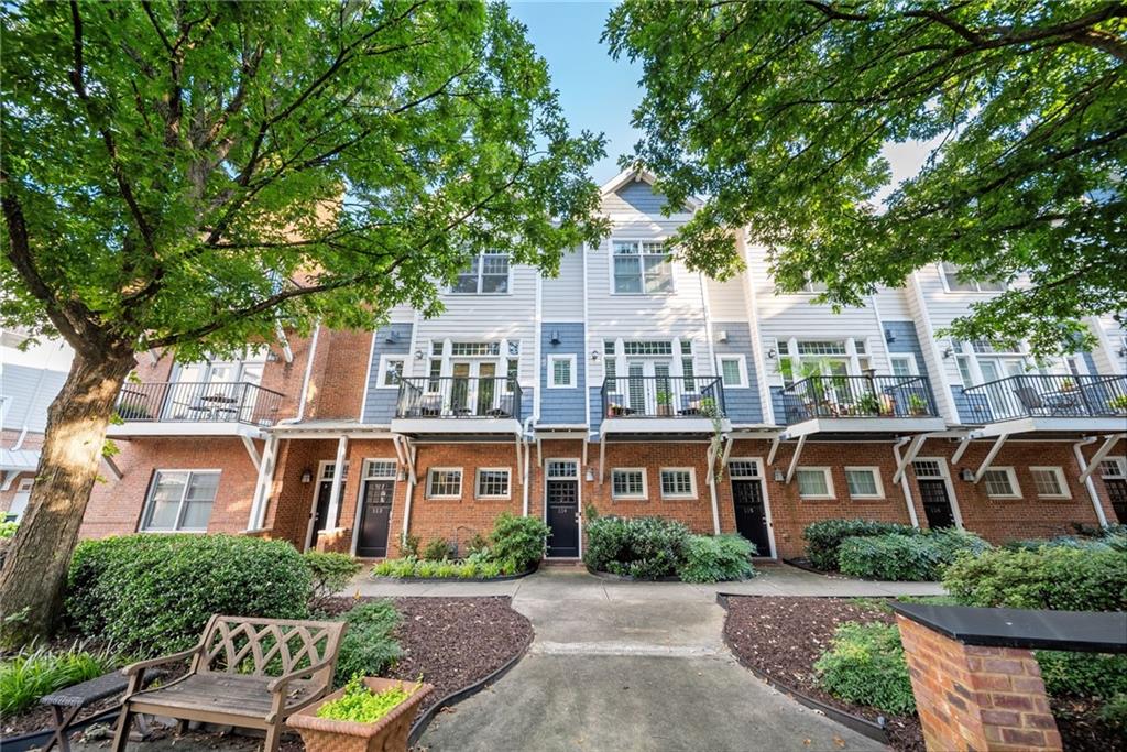 1258 Dekalb Avenue NE 118