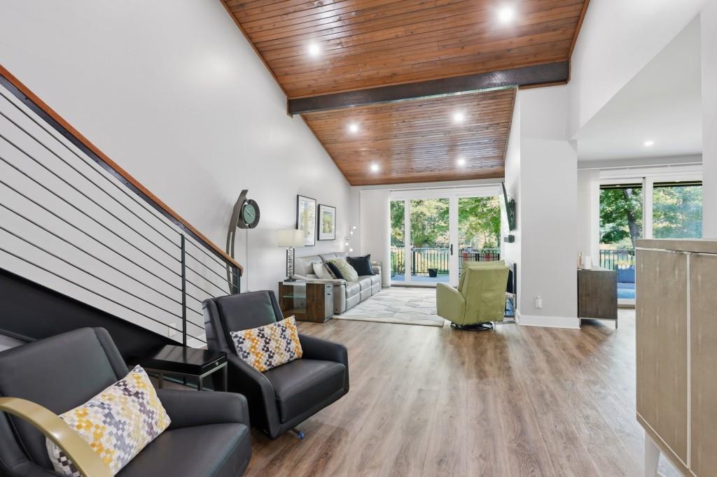 3998 Columns Drive
