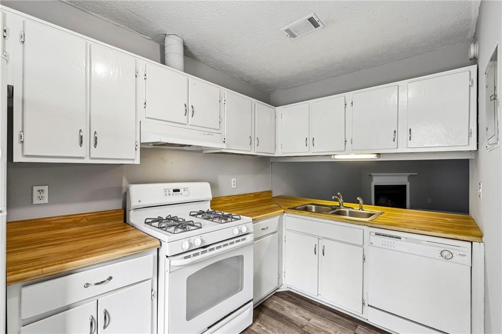 349 W Post Oak Crossing SW