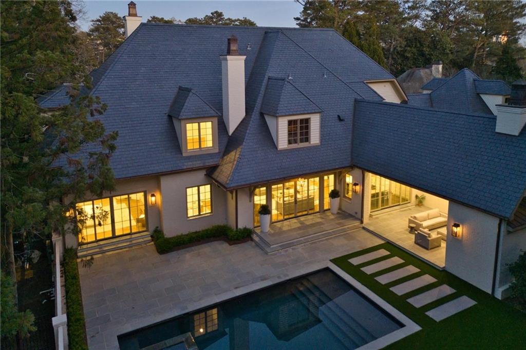 Tuxedo Park - Residential