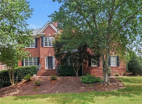 Homes For Sale - 315 Summer Shade Lane<br/> Roswell, GA 30075