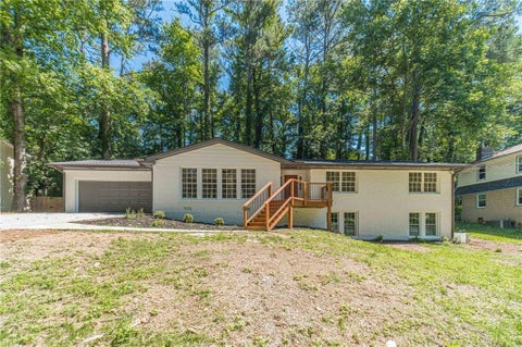 Homes For Sale - 664 Hickory Ridge Road<br/> Gwinnett County, Lilburn, GA 30047