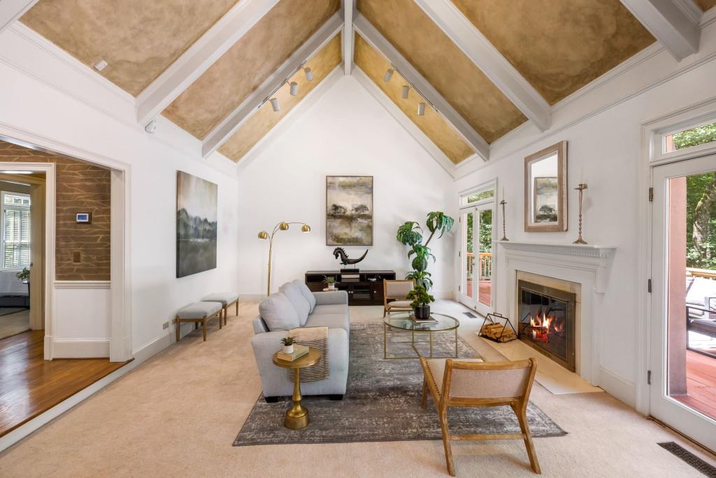 410 Waterridge Court
