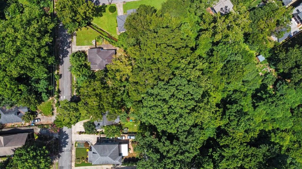 2242 Ridgedale Road NE