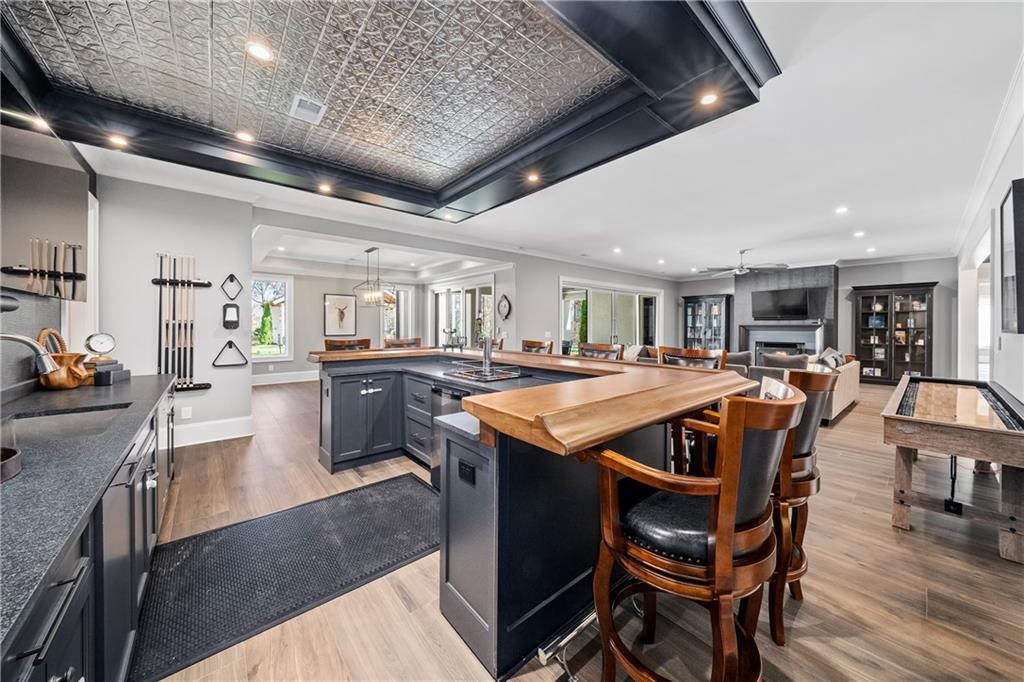 1002 Overlook Terrace