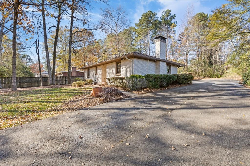 851 Eva Kennedy Road