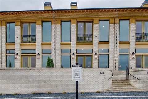 Townhouse For Sale - 140 Rolison Way<br/> Fayette County, Fayetteville, GA 30214