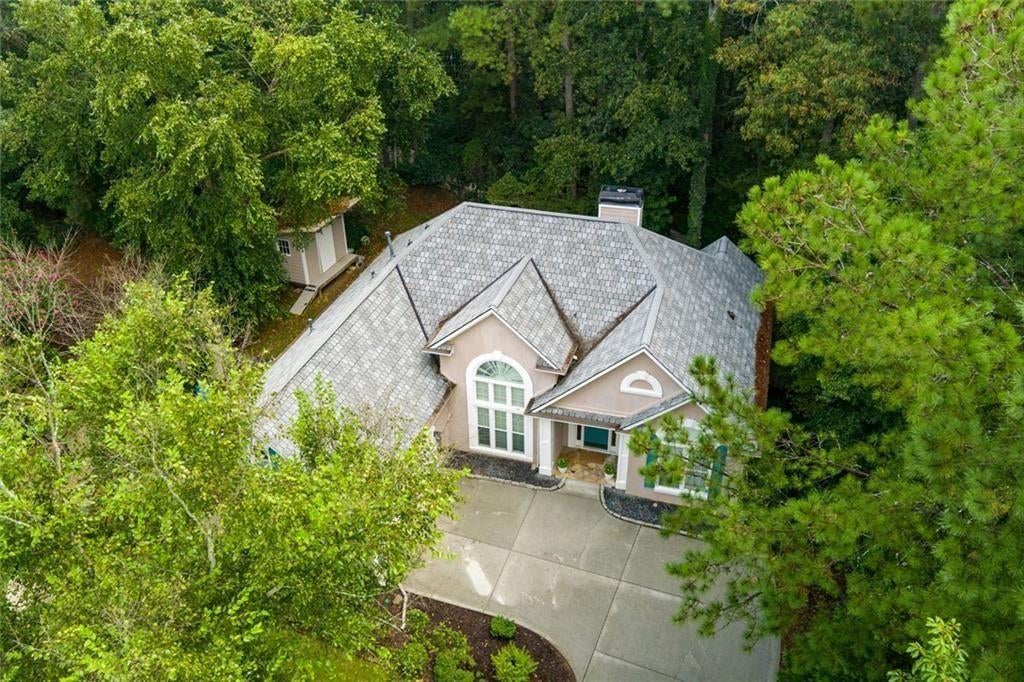 102 Legacy Court