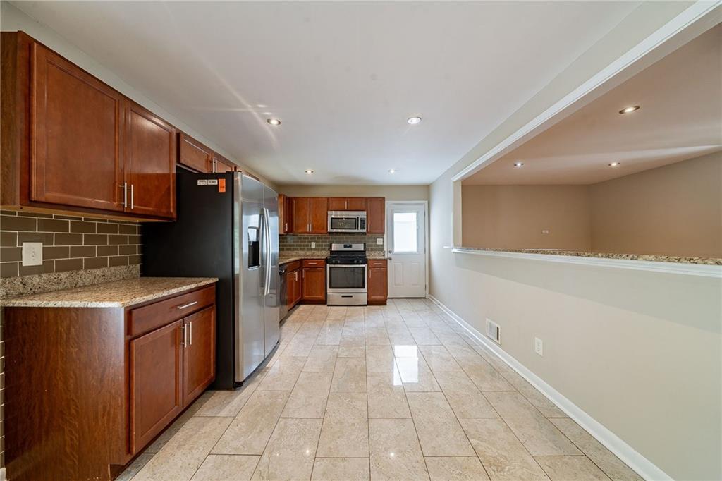 1518 Pine Glen Circle