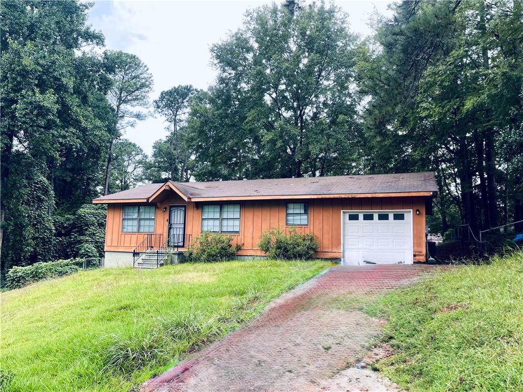 Charming 3-bedroom, 1.5-bath rental home in a peaceful, well-established neighborhood. Features a fully remodeled main bathroom with modern finishes and a convenient one-car garage. Bright, clean, and move-in ready! Located in a highly desirable area close to parks, shopping centers, restaurants, and with easy access to major highways, your commute is a breeze. The owner is a licensed real estate agent and the listing agent. Don’t miss this opportunity—schedule your showing today