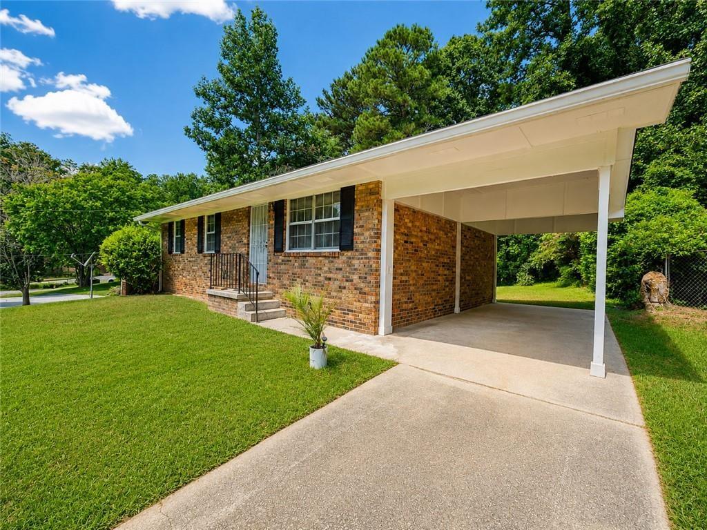 792 Plainville Circle SW
