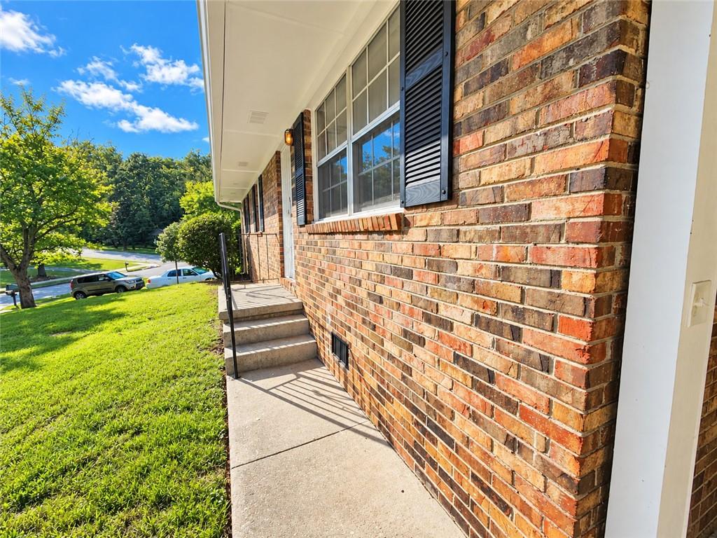 792 Plainville Circle SW