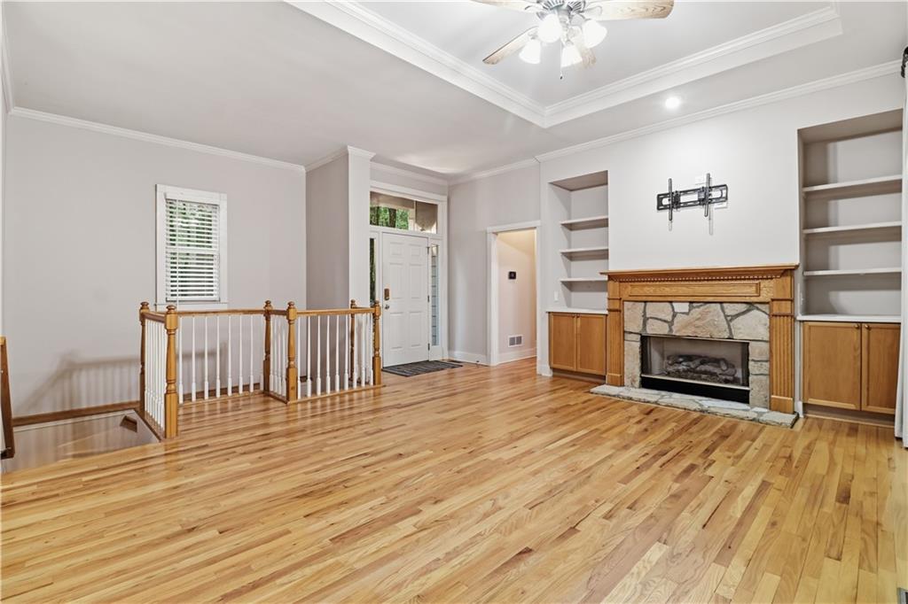 104 Soaring Hawk Circle