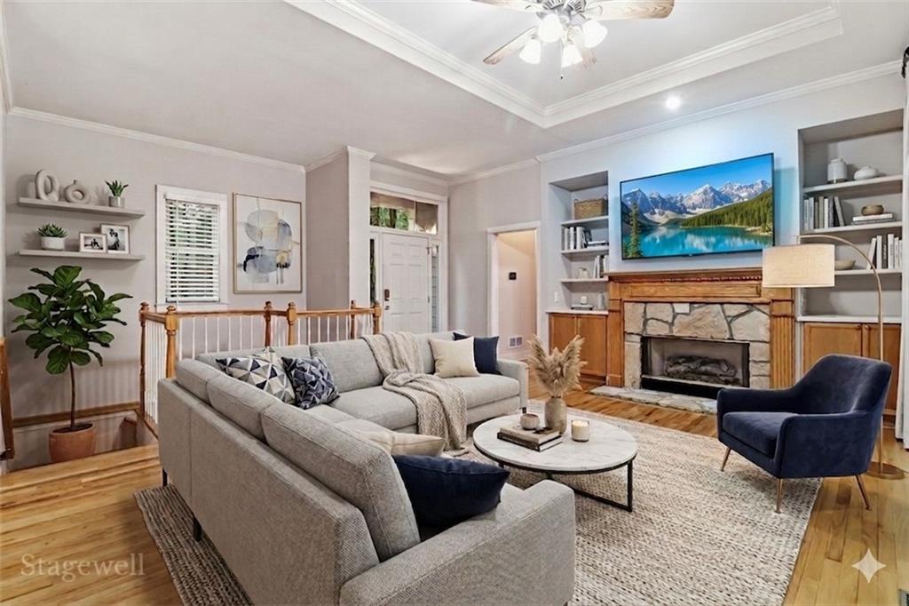 104 Soaring Hawk Circle