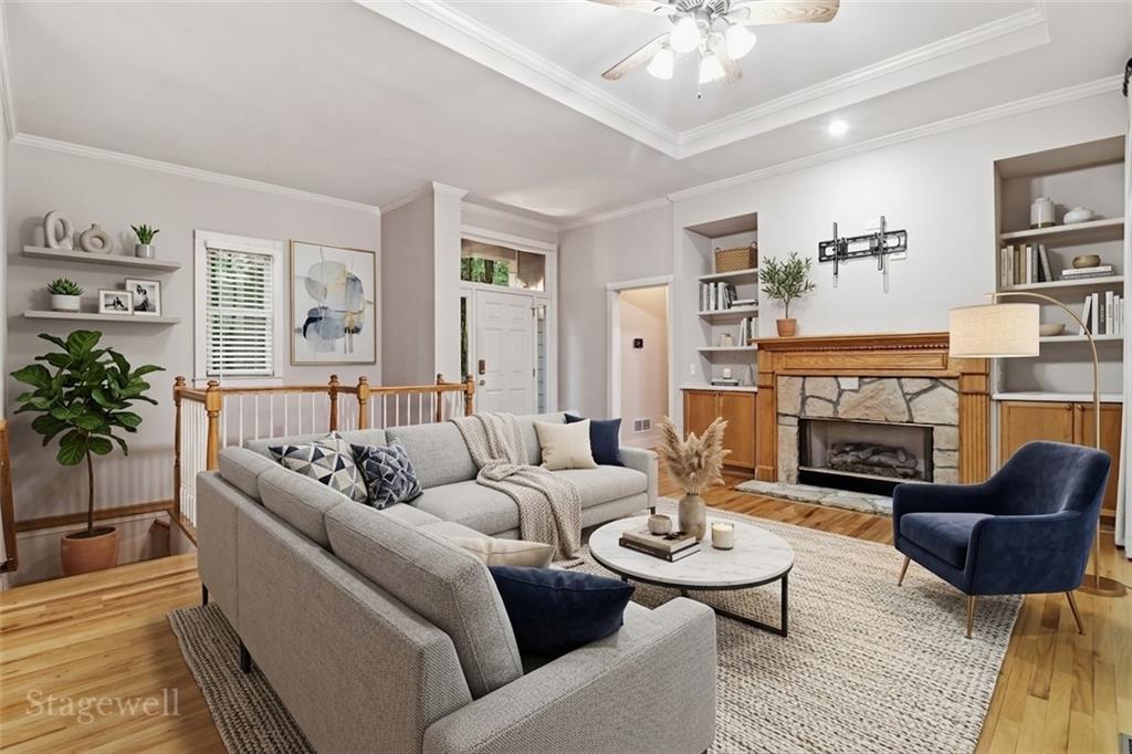 104 Soaring Hawk Circle