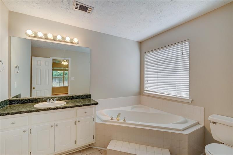 169 Parkside Drive, Stockbridge, Georgia image 7