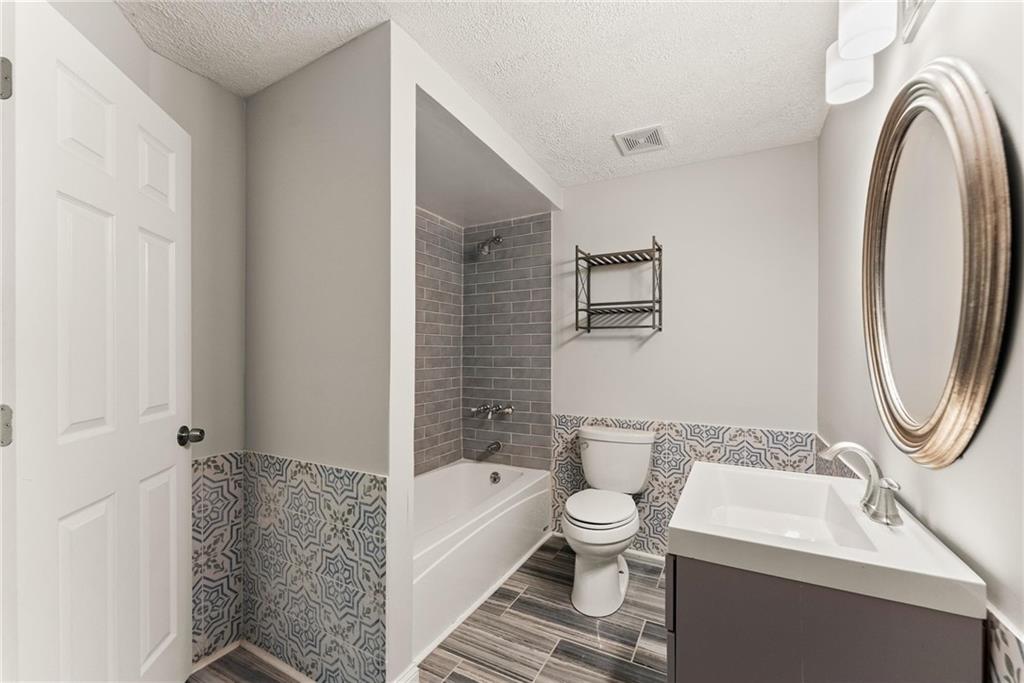 Savannah Trace - Residential