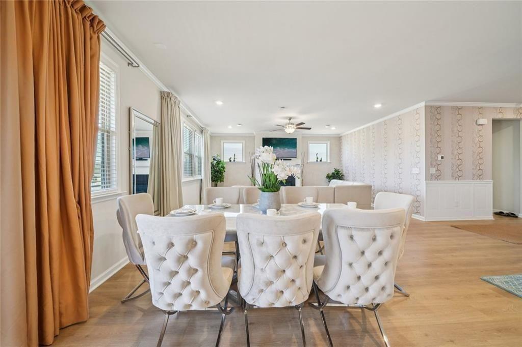 8540 Stratford Oaks Avenue