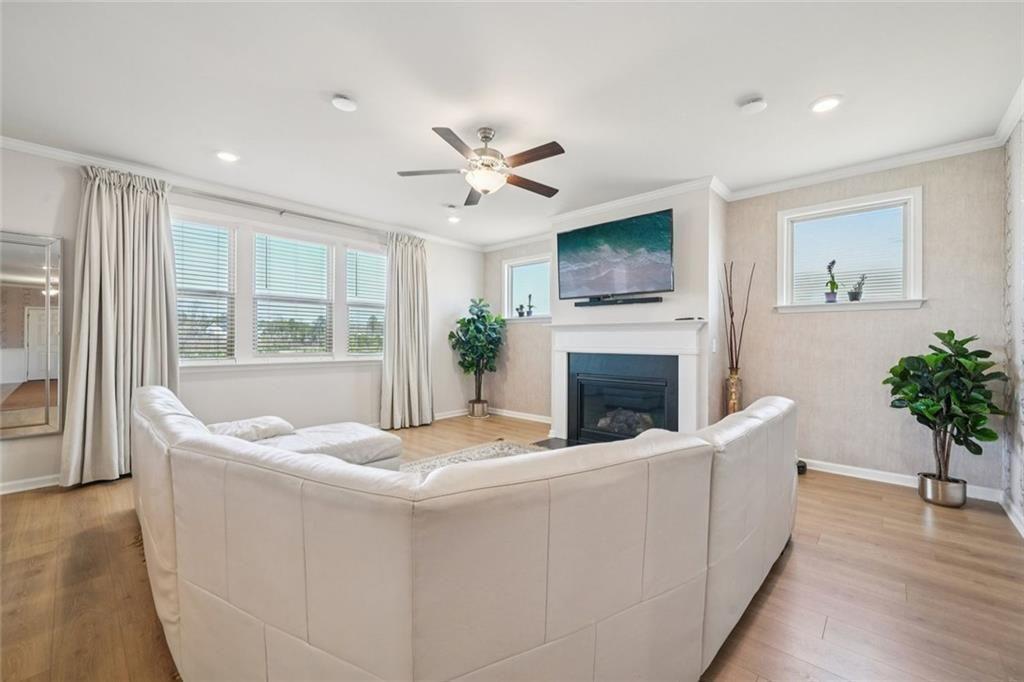 8540 Stratford Oaks Avenue