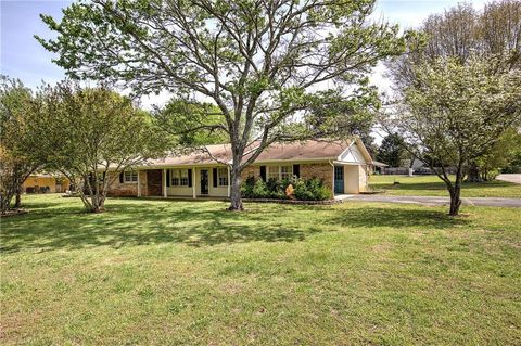 106 Tulip Way SW Calhoun GA 30701